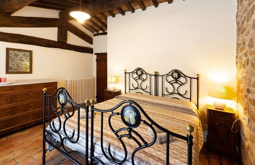 Montelovesco Otro | Charming Farm Stay with Pool in the Heart of Umbria in Gubbio