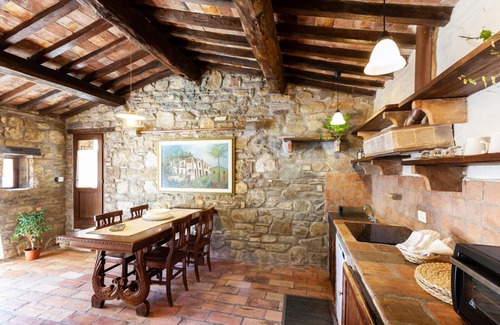 Montelovesco Otro | Charming Farm Stay with Pool in the Heart of Umbria in Gubbio