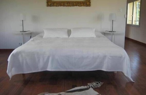 Saint-Siffret Otro | Charming farmhouse newly refurbished and medieval tower near Avignon and Arles