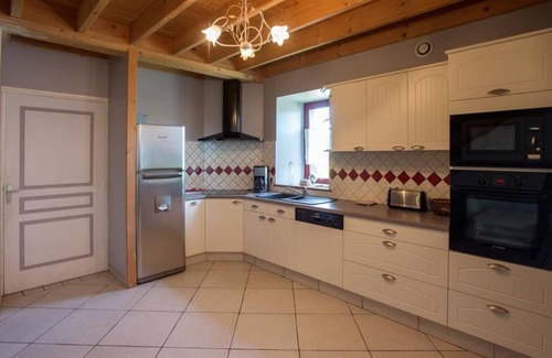 Savigny Cabaña | Casa con piscina climatizada, spa y gran confort en el centro de Normandía