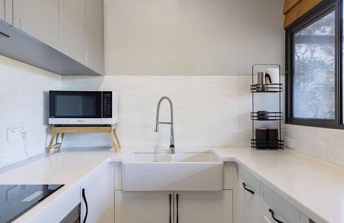 Bullsbrook Casa | Charming farmhouse by Swan BnB Management