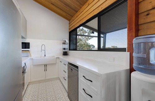 Bullsbrook Casa | Charming farmhouse by Swan BnB Management