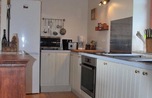 Saint-Senoch Cabaña | Casa rural en Touraine Sur: chimenea, jardín privado, cerca de Loches