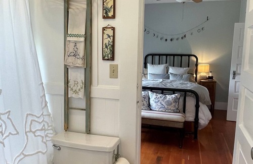 Merced County Otro | Historic and Charming 32 acer Ranch