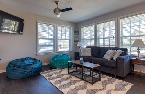 Princeton Casa | Charming Farmhouse on Lake Lavon: Hiking, Fishing & ATV Trails