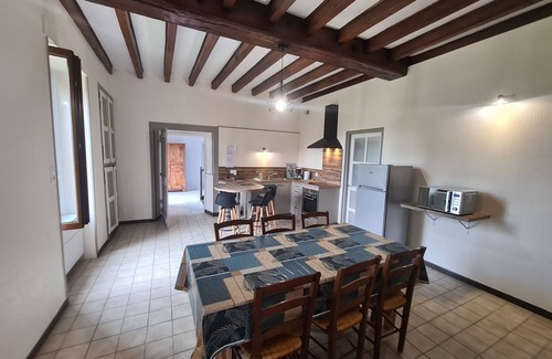 Cluis Cabaña | Encantadora casa rural en granja de Berry: calefacción, aire acondicionado y jardín privado