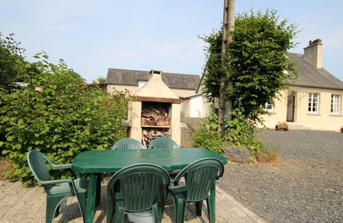 Berigny Cabaña | Casa rural con jardín, cerca bosque Cerisy, 3 hab., 2 baños, barbacoa, pesca, calefacción.
