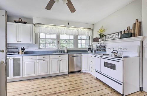 Bolton Casa | Charming Farmhouse w/ Pool & Fishing Pond!