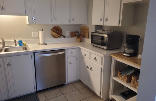 Flagler Beach Condominio | Charming Flagler Beach 2-bedroom Condo with pool, fitness room and beach views