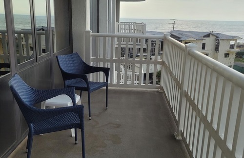 Flagler Beach Condominio | Charming Flagler Beach 2-bedroom Condo with pool, fitness room and beach views