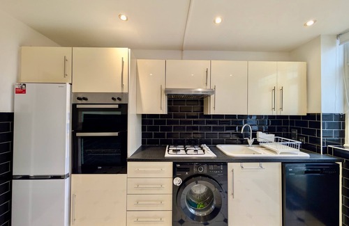 Redbridge Casa | Cozy Vacation Rental