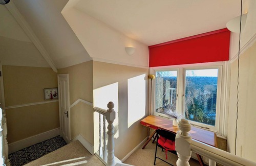 London Borough of Bromley Apartamento | Charming Flat Near London Attractions