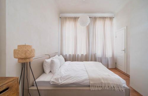 Kipsala Apartamento | Charming flat with beautiful riverside views