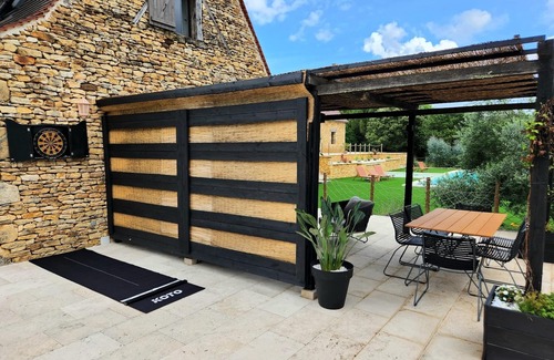 Castelnaud-la-Chapelle Cabaña | Charming 2BR Gîte | Heated Pool & Terrace | Near Sarlat & Dordogne River