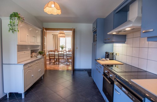 Guignicourt-sur-Vence Casa | Charming country family home in French Ardennes