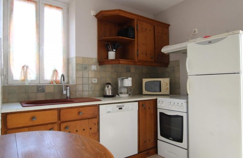 Heugueville-sur-Sienne Cabaña | Encantadora casa de piedra cerca del mar con jardín y BBQ