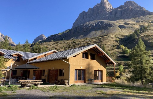 Monetier-les-Bains Chalet De Esquí | Encantador Apt 3 Piezas, 6 Pers, Parking privado, BBQ, TV Satélite