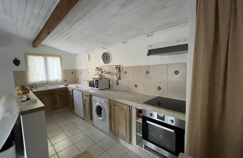 Les Granges-Gontardes Casa | Charming house and garden for 4 people