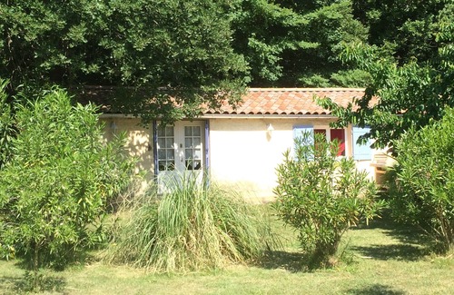 Les Granges-Gontardes Casa | Charming house and garden for 4 people