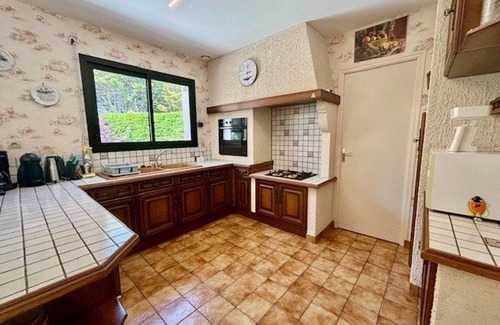 Saint-Pierre-Quiberon Villa | Casa acogedora, 5 piezas, 130m², cerca de la playa, tranquila, jardín, admite mascotas