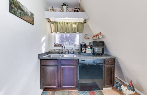 Franklin Cabina | Charming Franklin Cabin with Deck: Stunning Views!