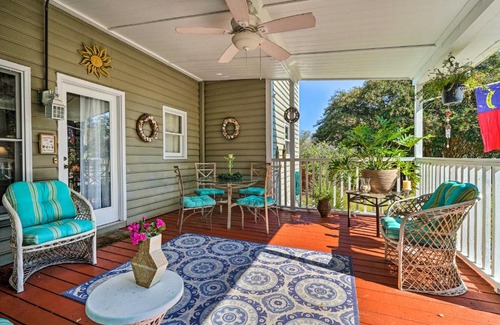 Wilmington Casa | Charming Wilmington Retreat with Deck and Yard!