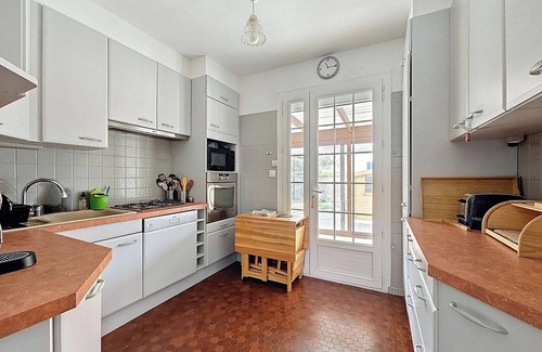 Bernieres-sur-Mer Cabaña | Charming fully-equipped house 50 m from the beach for 2 to 6 people