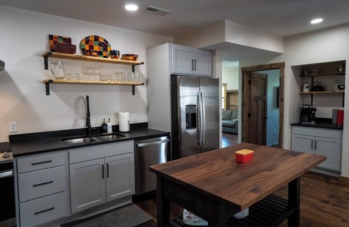 Jordan Apartamento | Charming fully renovated Historic Home Away From Home originally built in 1863!
