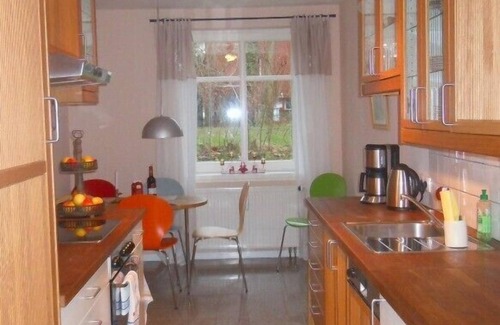 Rahlstedt Apartamento | Encantador apartamento en planta baja con 95m² en una antigua villa, a 20 minutos de la estación principal./ Ciudad