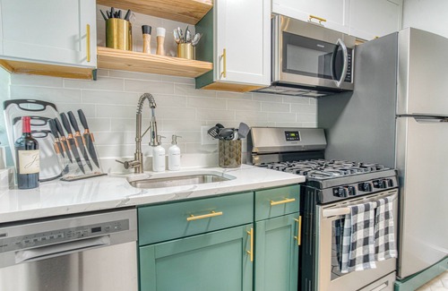 Dilworth Casa | Charming Getaway, Minutes to Everything!