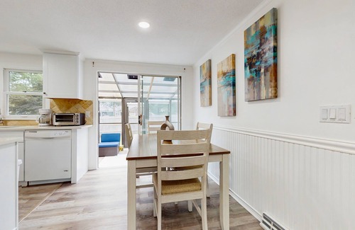 South Yarmouth Casa | Charming getaway with great location, sunroom & quiet nights around the firepit