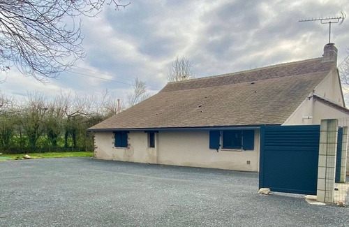 Courcelles-la-Foret Cabaña | Gîte plein de charme avec terrasse près du Mans, idéal pour un séjour calme et confortable
