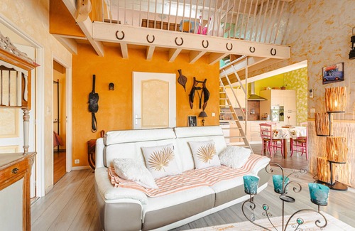 Landrais Casa | Encantador Gîte Egaux De Chambon con piscina compartida, Wi-Fi y aire acondicionado