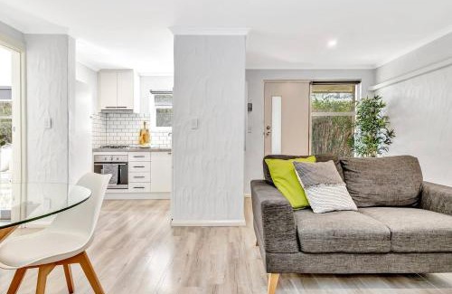 Glenelg North Apartamento | Charming Glenelg Stay, Walking Distance to Beach