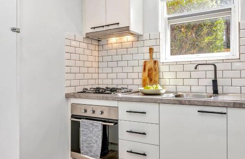 Glenelg North Apartamento | Charming Glenelg Stay, Walking Distance to Beach