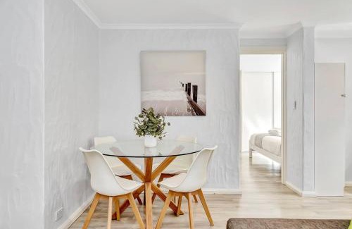 Glenelg North Apartamento | Charming Glenelg Stay, Walking Distance to Beach