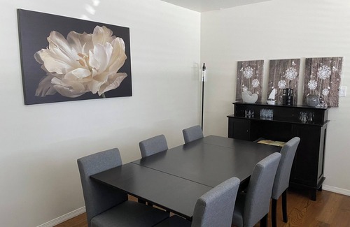 Granada Hills South Casa | Charming Granada Hills Home in Great Neighborhood