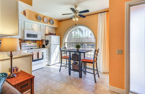 Green Valley Casa | Charming Green Valley Townhome w/ Community Pool!