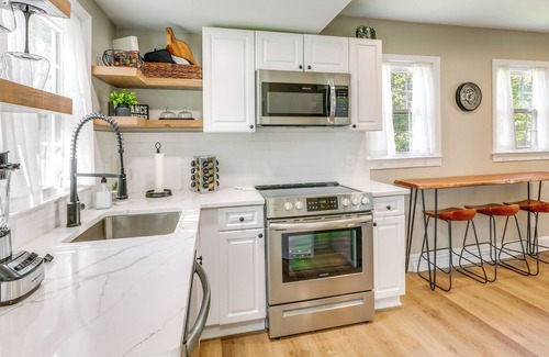 Greensboro Casa | Charming Greensboro Home - 2 Mi to Downtown!