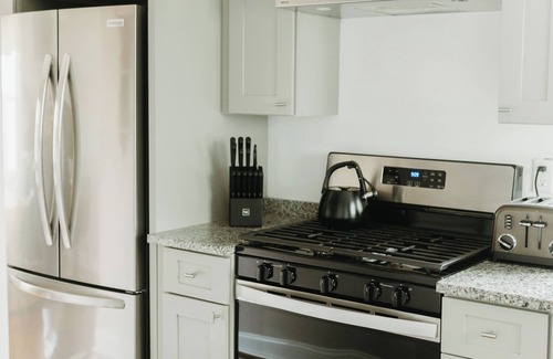 Greenwich Casa | Charming Greenwich Getaway - Minutes from MetroNorth Train to NYC