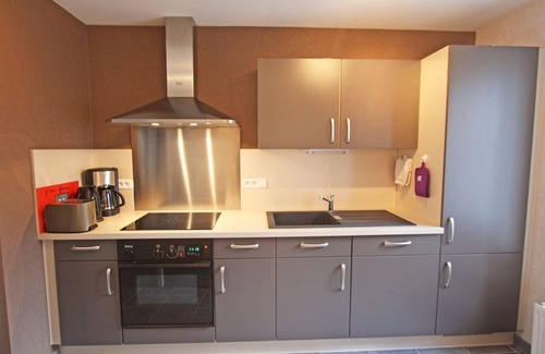 Epinal Apartamento | Acogedor apartamento renovado en el centro de Épinal con terraza privada y todas las comodidades