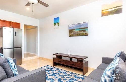 Ocean Point Casa | Charming Guest House near Chalk Sound and the Beach