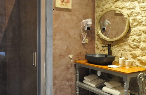 Sarrians Casa | ENCANTADORAS CASAS DE INVITADOS EN PROVENCE EN EL CORAZÓN DE LAS VIDES