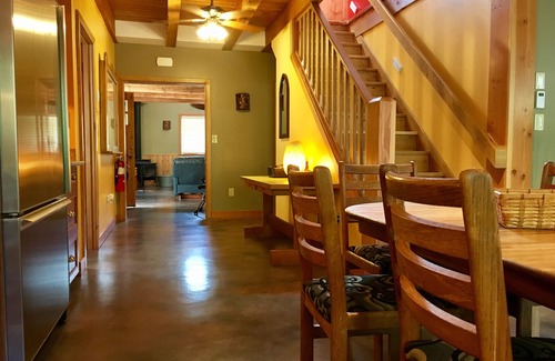 Warrenton Casa | Retiro costero artesanal con encanto