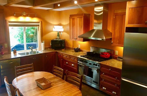 Warrenton Casa | Retiro costero artesanal con encanto