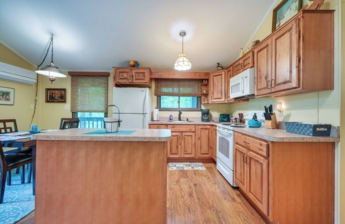 The Woods Cabina | Charming Hedgesville Retreat w/ Deck + Fireplace!