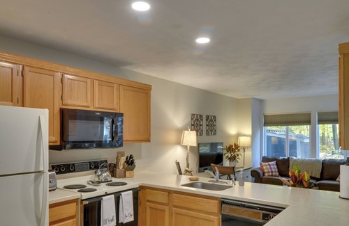 Hidden Valley Casa | Charming Hidden Valley Resort Home: Walk to Slopes