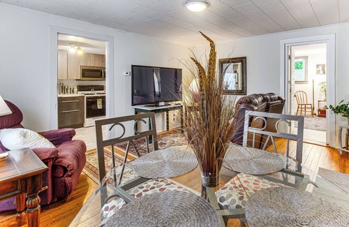 Hillsboro Casa | Charming Hillsboro Home < 1 Mi to Downtown!