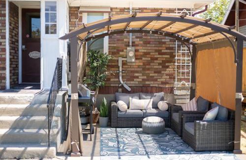 Northtown Casa | Charming Historic 4 bed -Nearby Eats, Brewery, Shops, Park