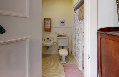 Wausau Cama Y Desayuno | Charming, historic bed & breakfast in delightful Wausau with WiFi, AC & parking